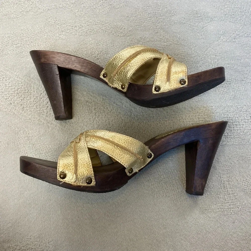 Vintage Bronx Wooden Heels - Picture 2 of 12